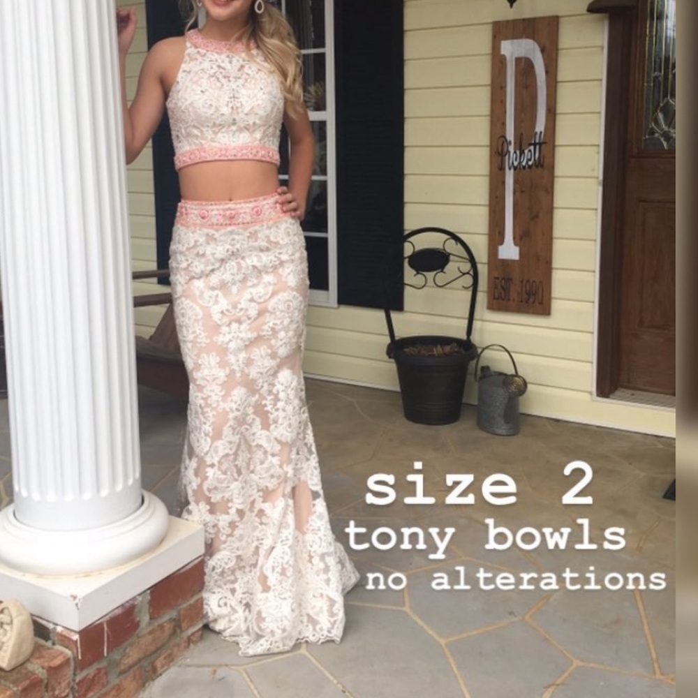 prom / formal dress